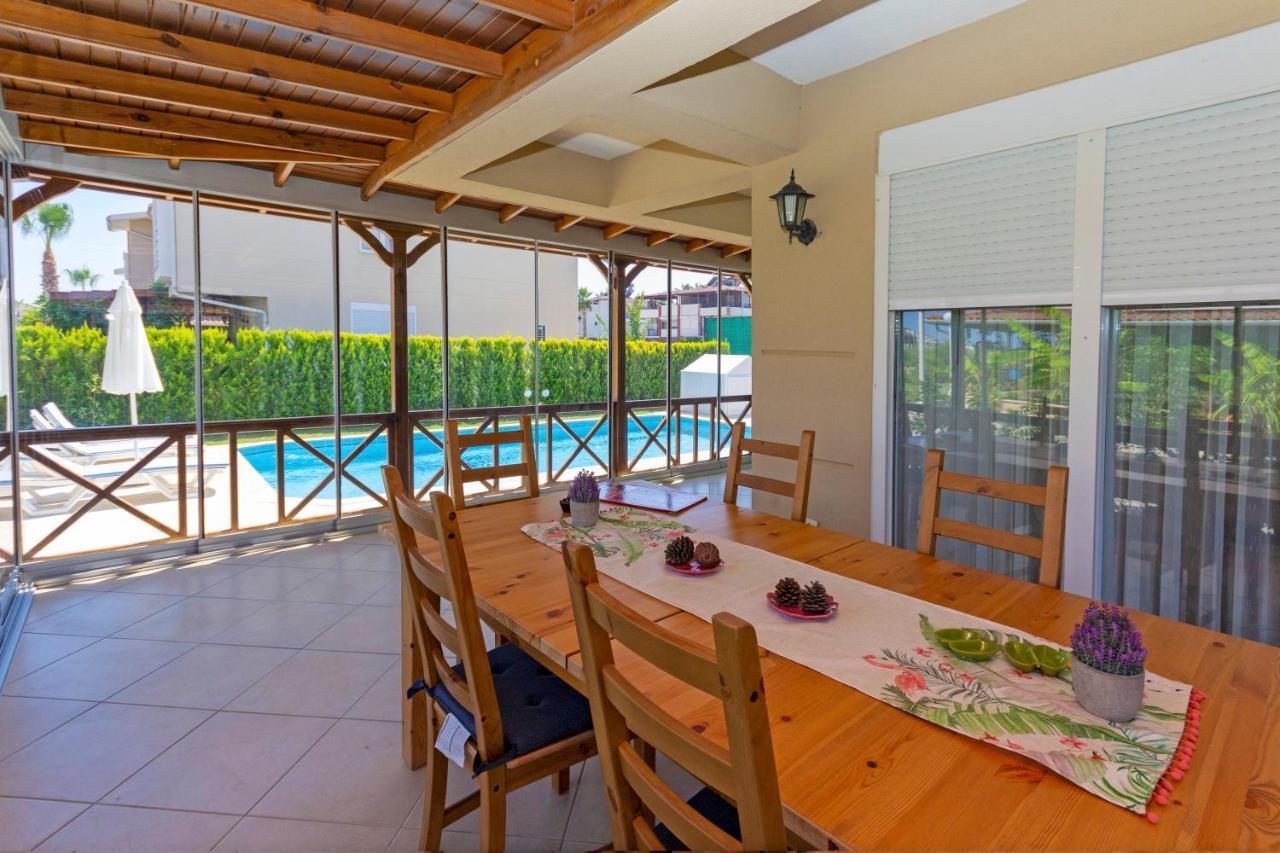 Paradise Town Villa Beltania Belek Exterior photo